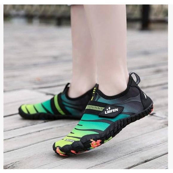 UBFEN Other - UBFEN Kids Green Black Water Shoes Size EUR 36 Aqua Beach Swim Slip-On big kid 5